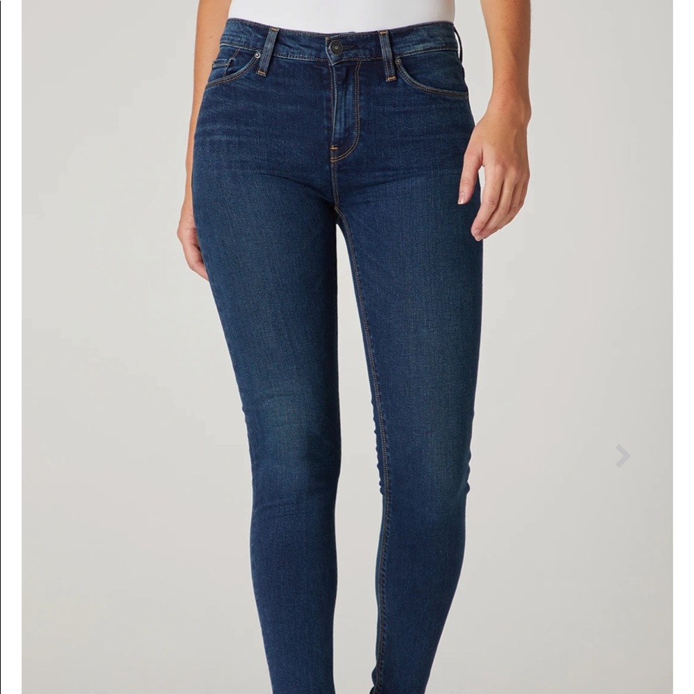 Hudson size 26 jeans Nico midrise super skinny